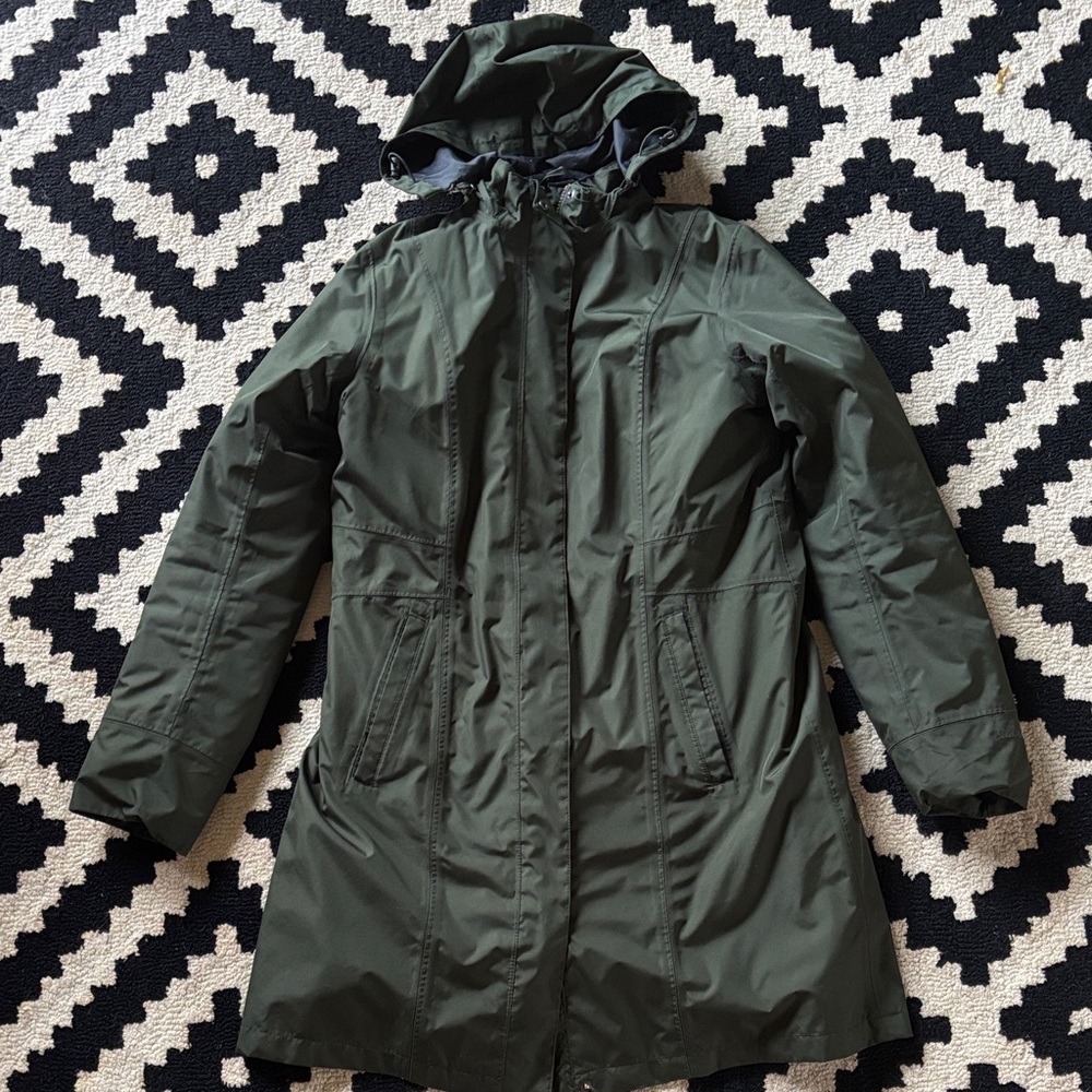 Eddie Bauer Women’s Girl on the Go Insulated Waterproof Trench Coat size L Tall